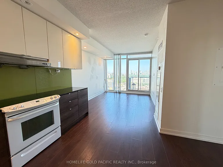 121 McMahon Dr #2207 — Photo 11