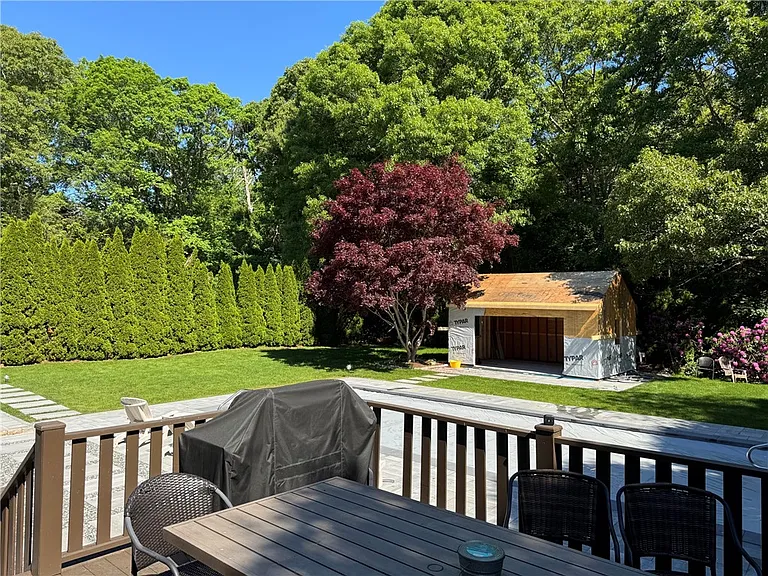 25 Sycamore Dr — Photo 21