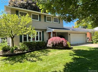 33059 Allen St, Livonia, MI 48154