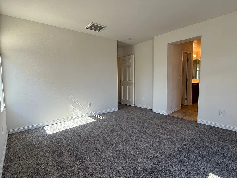 8967 Ryan Creek Ave — Photo 31