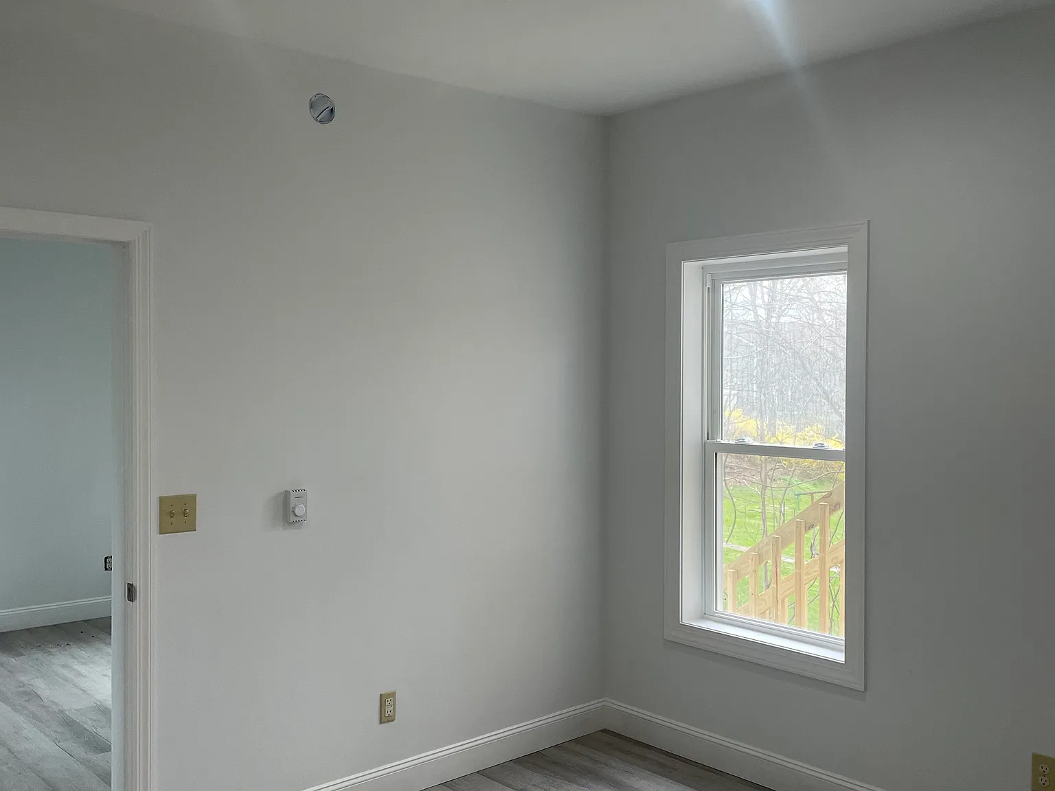 360 Glen Ave — Photo 3