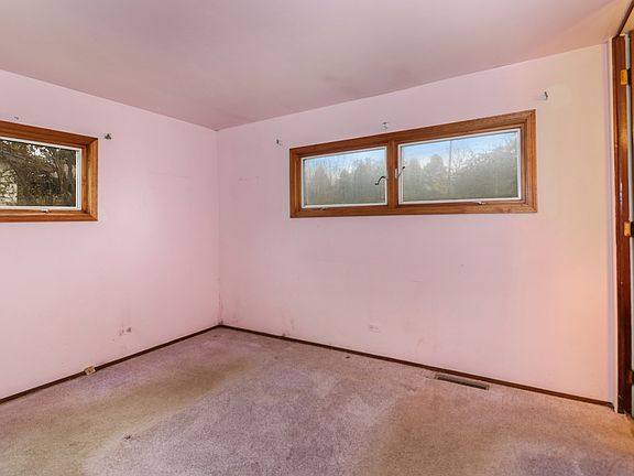 5th image of 18377 W Woodland Ter