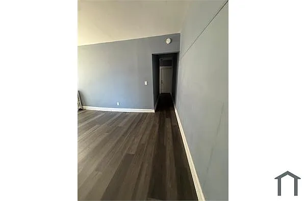 Building Photo - 146 George St #2