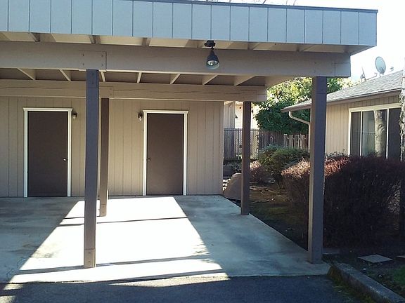 3rd image of 2152 NW North Hill Dr #A