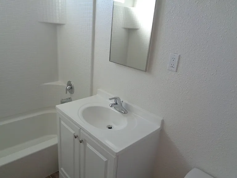 44253 Beech Ave — Photo 9