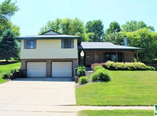 4413 Cheyenne Blvd, Sioux City, IA 51104