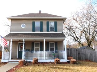 327 Carroll St, Boone, IA 50036