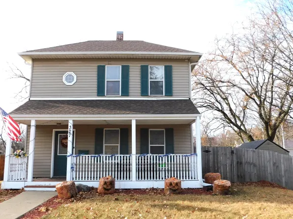 327 Carroll St, Boone, IA 50036