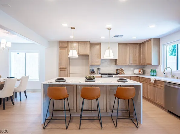 10000 Ranch Hand Ave, Las Vegas, NV 89117
