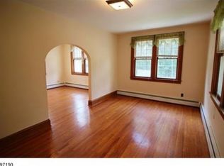 19 Boulevard Rd #B, Cedar Knolls, NJ 07927