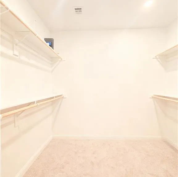 2303 Paddington St — Photo 16