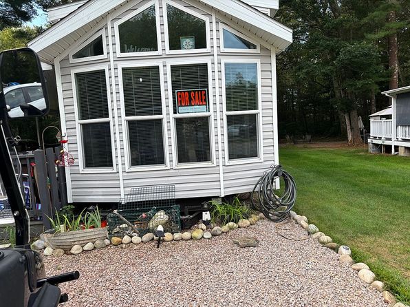 118 Dunns Corner Rd #239