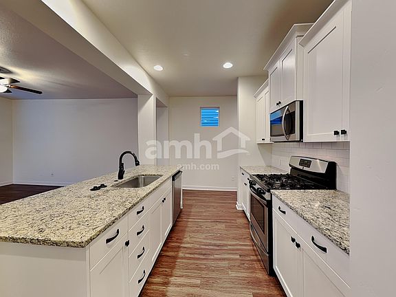 3rd image of 3073 E Ionia Ct