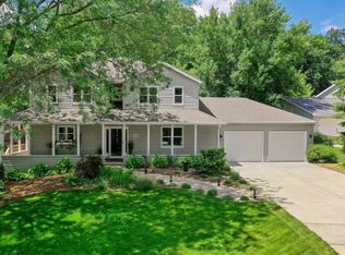 248 Glacier Dr, Green Bay, WI 54302