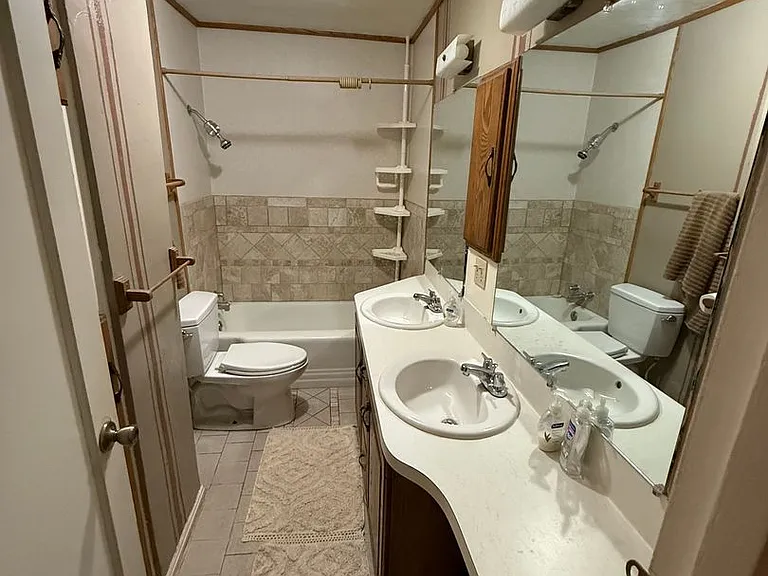265 N 500 E — Photo 11