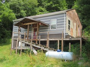104 Ridge Ave, Appalachia, VA 24216