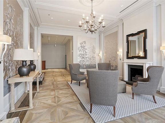 3rd image of 700 Magazine St APT 210