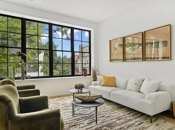 40 Skillman Ave #2A, Brooklyn, NY 11211