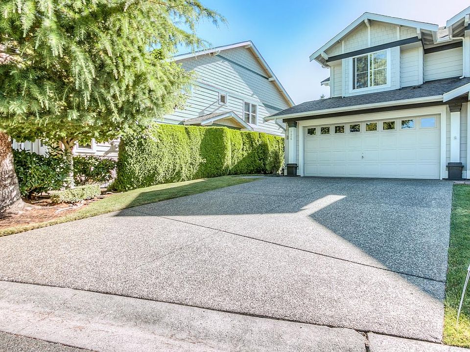 1st image of 726 239th Pl SE