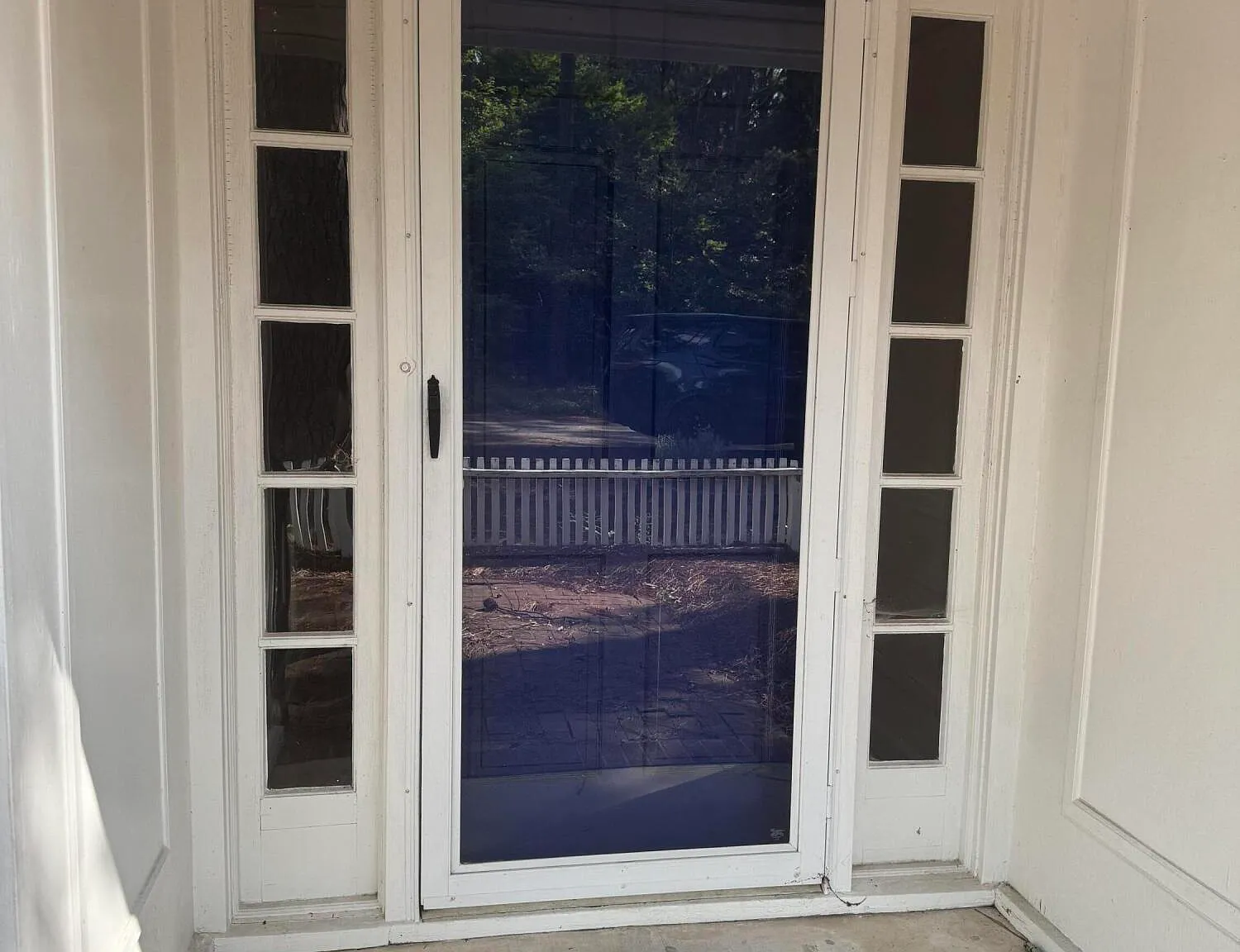 3 bed, 2.0 bath, 2139 sqft, $2,400 — Photo 3