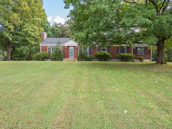 304 Pineway Dr, Nashville, TN 37217
