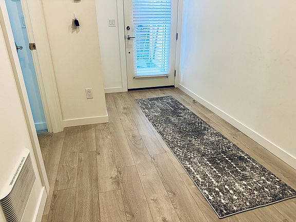1st Floor Hall Way
