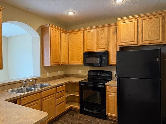 3rd image of 2605 136th St #134