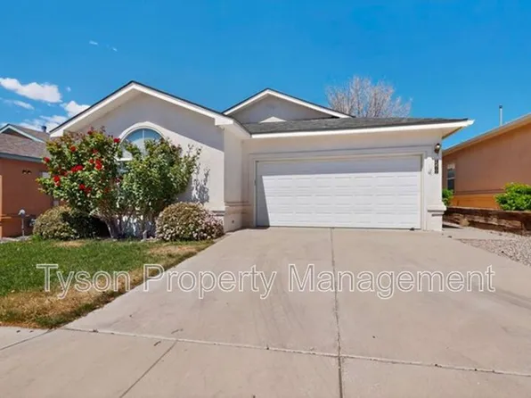7411 Peregrine Rd NE, Albuquerque, NM 87113