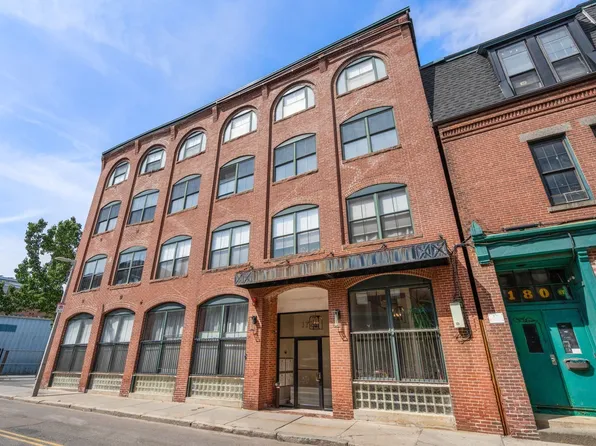 172-172 Green St #2, Jamaica Plain, MA 02130