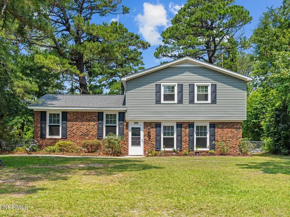 335 Pinecliff Drive, Wilmington, NC 28409