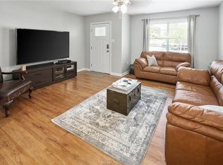 2011 Willhelm Dr, Bryan, TX 77803