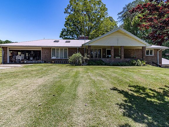 5th image of 2216 Cove Hill Rd