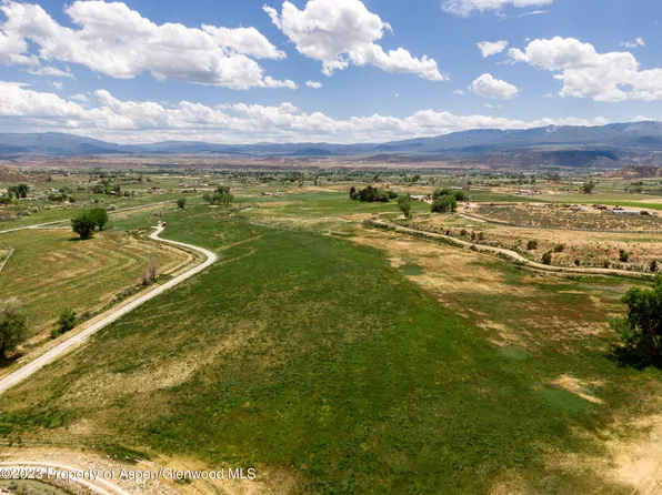 194 Scutter Ln, Rifle, CO 81650