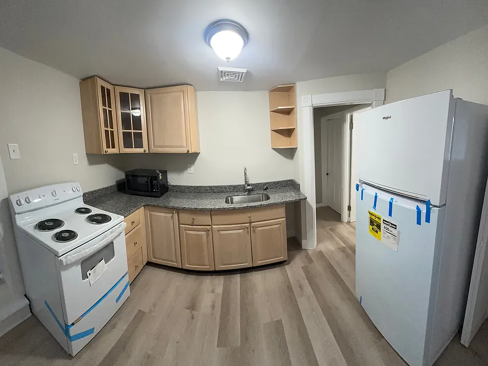 217 E Thomas St #2