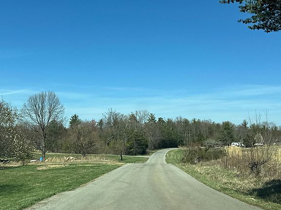 4th image of 505 Mysinger Rd