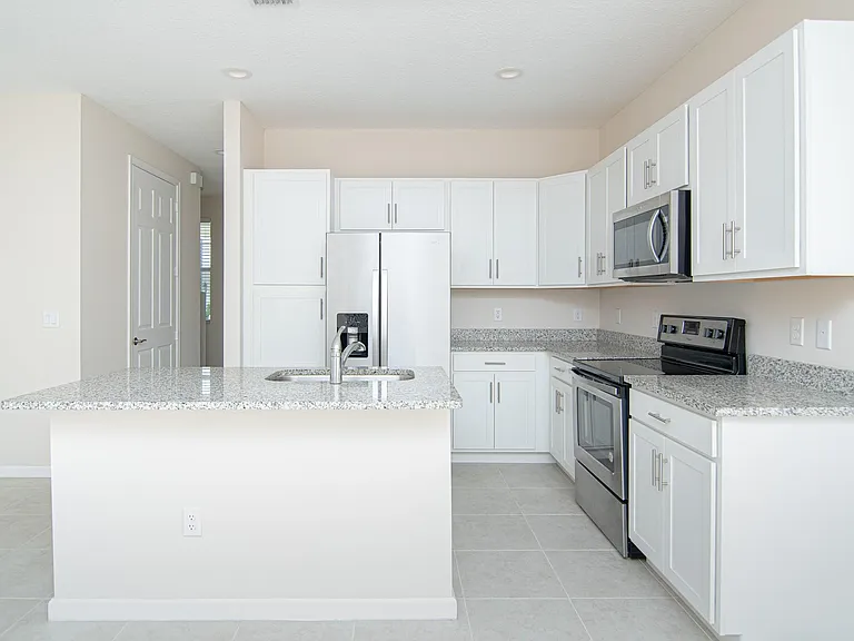 14388 Emerald Place Way #14388 — Photo 2