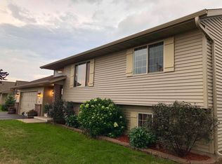 2643 Meadowlark Dr, Kronenwetter, WI 54455