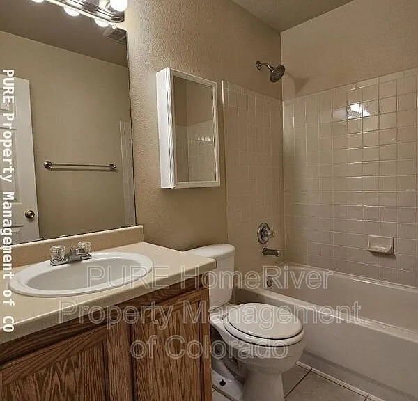 9394 Cove Creek Dr — Photo 18