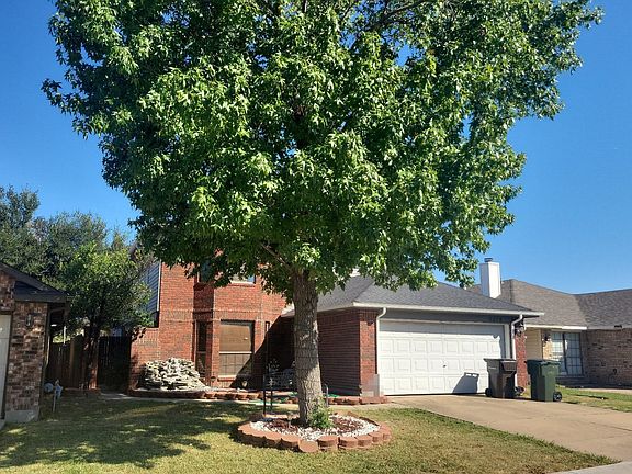 3rd image of 6800 Moccasin Dr