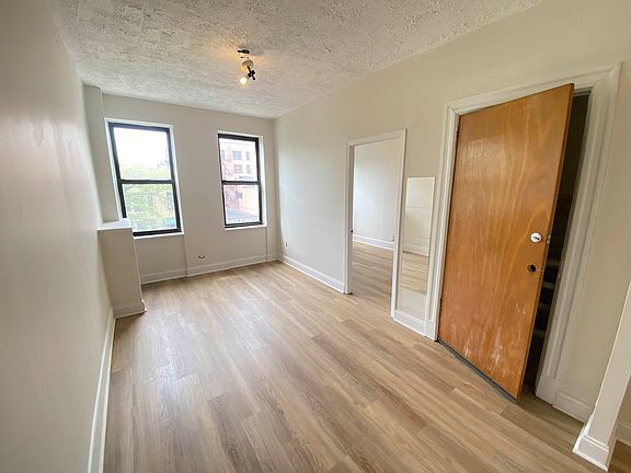 4th image of 32-11 31st Ave #3
