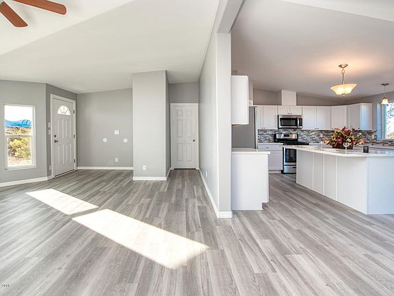 2nd image of 6781 E Valley Dr