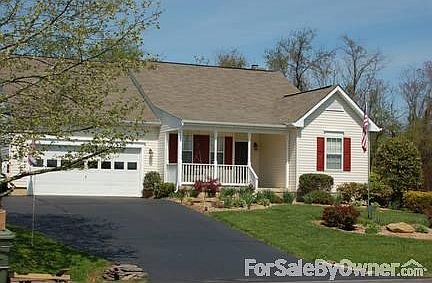 1st image of 35480 Sassafras Dr