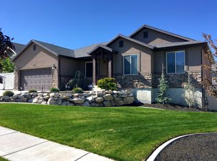 392 W Kit Fox Dr, Saratoga Springs, UT 84045