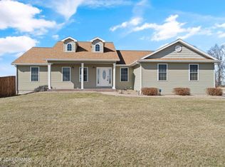 6401 Tilla Dr, Fulton, MO 65251
