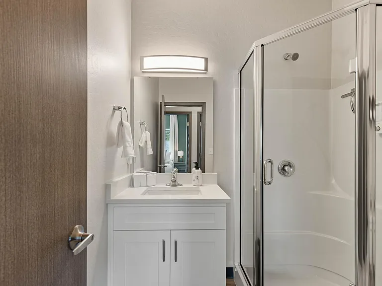 1911 W Boone Ave #3 — Photo 23