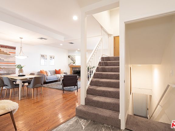 5th image of 806 N Martel Ave APT 3