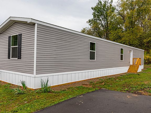 2nd image of 1302 Sunset Dr #1406