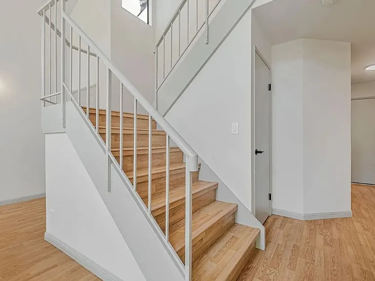 4772 Mendocino Ter — Photo 30