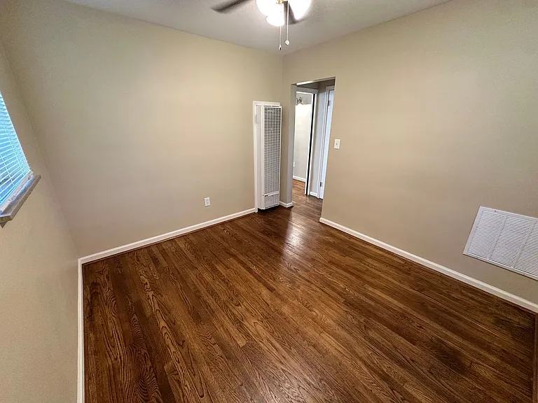 1597 Clio Ave — Photo 7