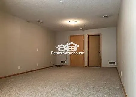4820 Underwood Ln N #E — Photo 10
